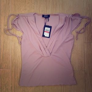 DKNY top